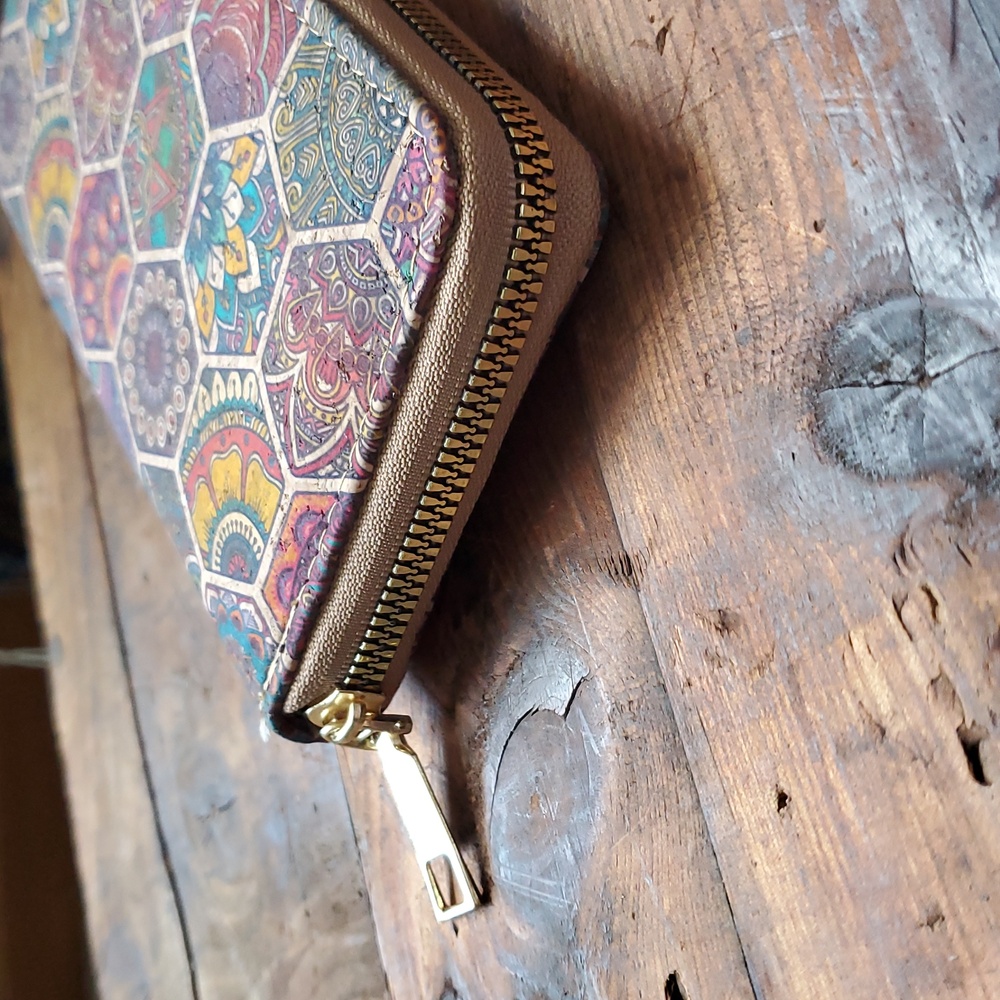 Colorful Patterned Women's Wallet - Picture 2 of 4